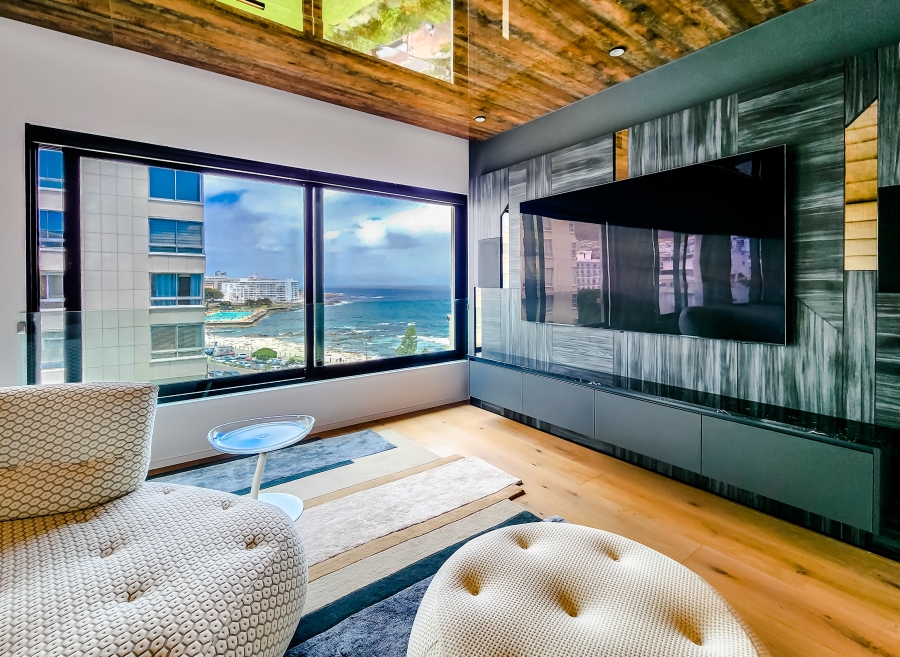 5 Bedroom Property for Sale in Sea Point Western Cape